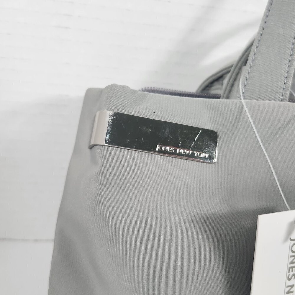 Jones New York light gray crossbody bag - Picture 2 of 4